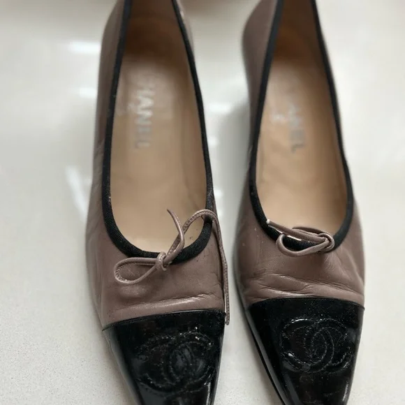 Chanel pumps- size 38.5
